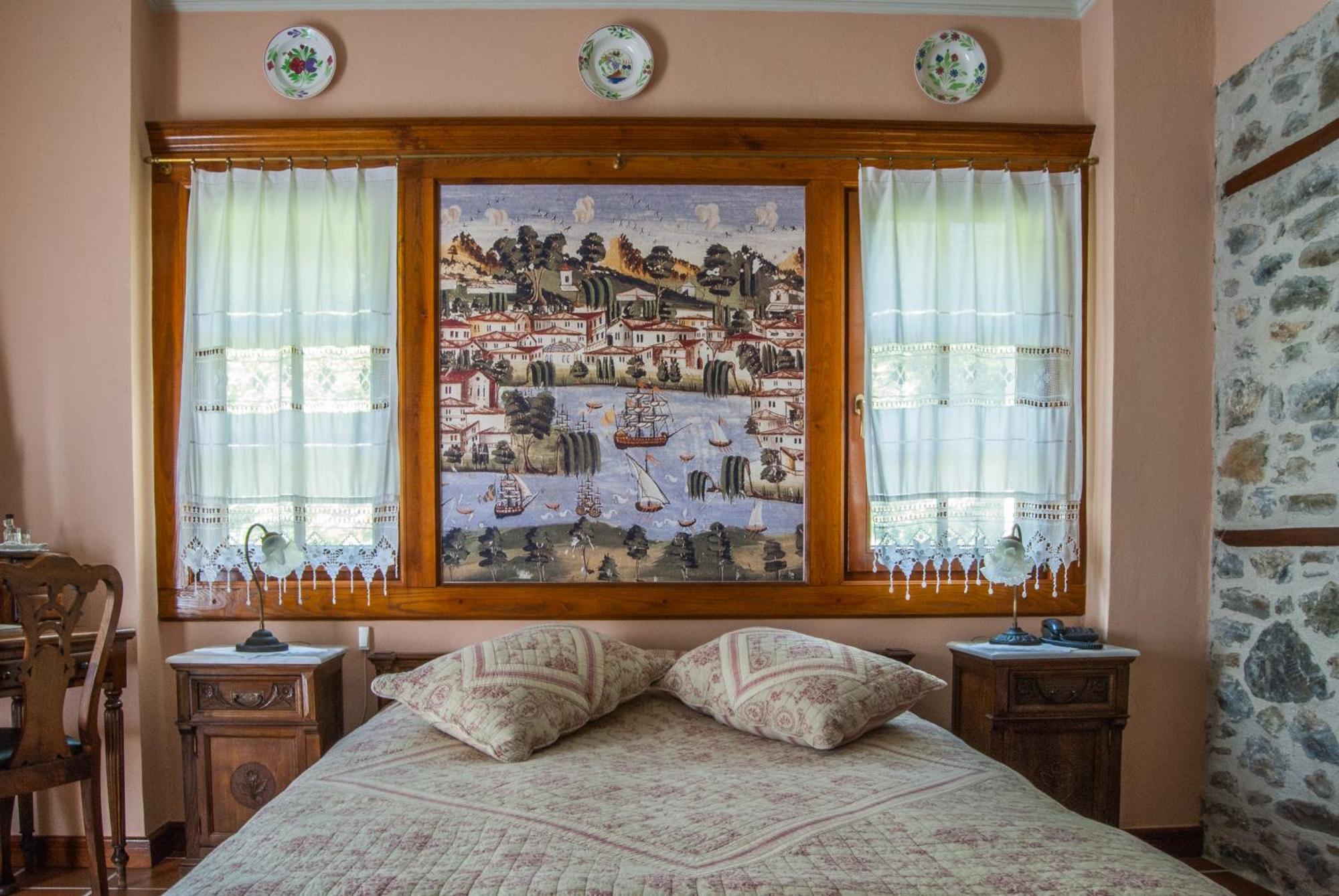 Viraggas Traditional Hotel Vrástama Room photo